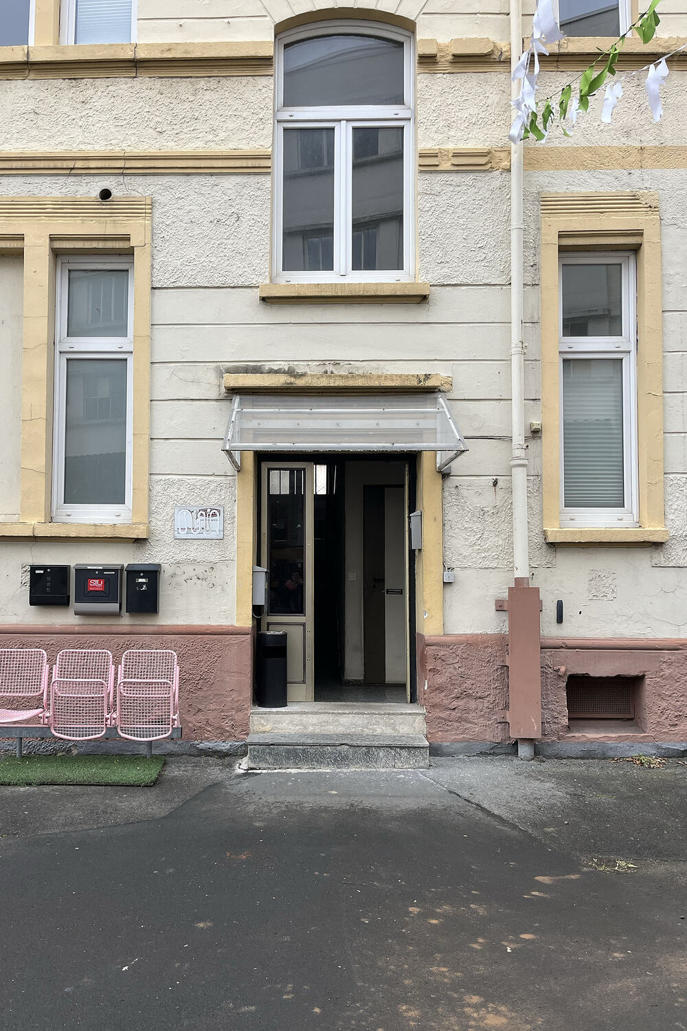 Wohn- und Kontorhaus Hafen 76 Kassel - Bestand Hof